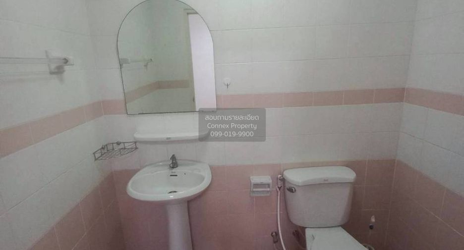 Reihenhaus zur Miete mit 3 Zimmer in Suan Luang, Bangkok