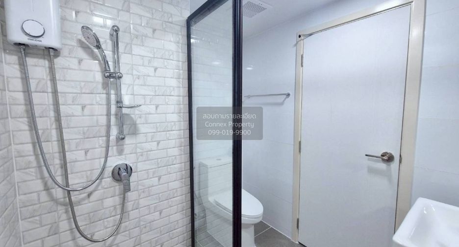 For rent 1 bed condo in Mueang Pathum Thani, Pathum Thani