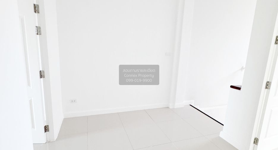 Local comercial en alquiler de 3 habitaciones en Bang Phli, Samut Prakan