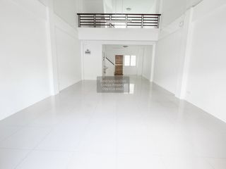 For rent 3 bedrooms retail Space in Bang Phli, Samut Prakan