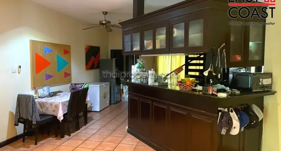 For rent and for sale 4 bedrooms house in Bang Lamung, Chonburi