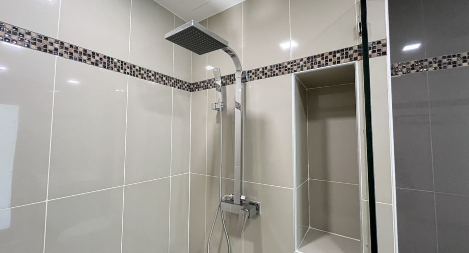 À vendre 1 chambre condo à Bang Lamung, Chonburi