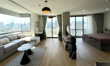For sale studio condo in Watthana, Bangkok