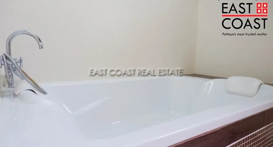 For rent and for sale 5 bedrooms house in Bang Lamung, Chonburi