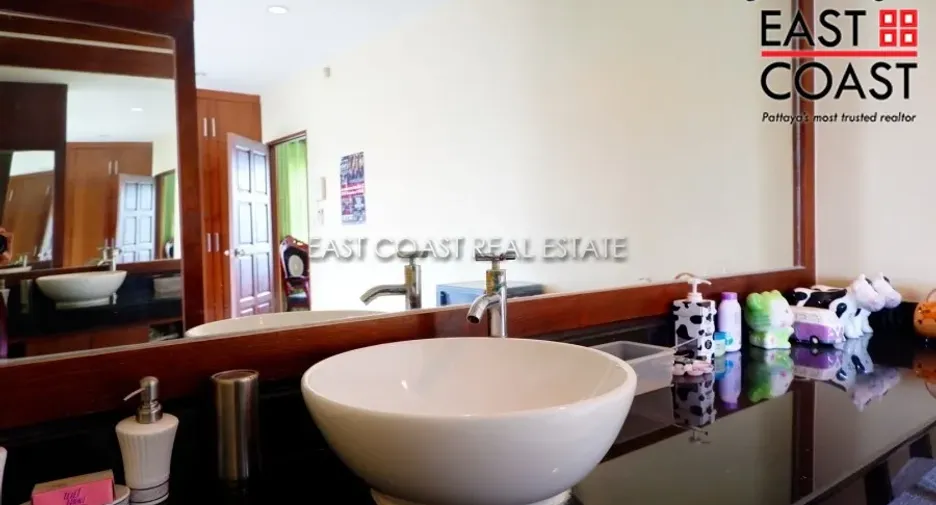 For rent and for sale 5 bedrooms house in Bang Lamung, Chonburi