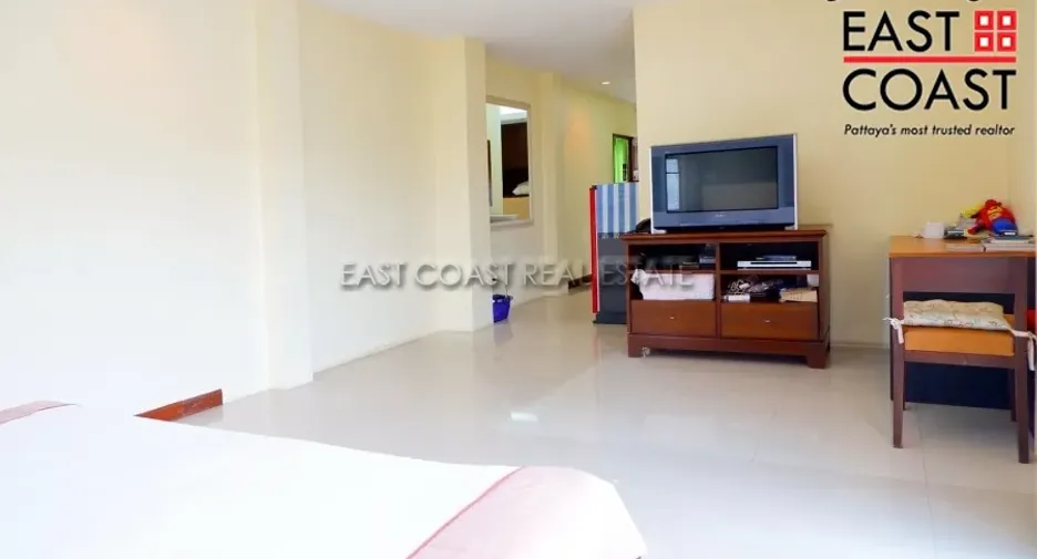 For rent and for sale 5 bedrooms house in Bang Lamung, Chonburi