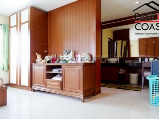 Casa en venta y en alquiler de 5 habitaciones en Bang Lamung, Chonburi
