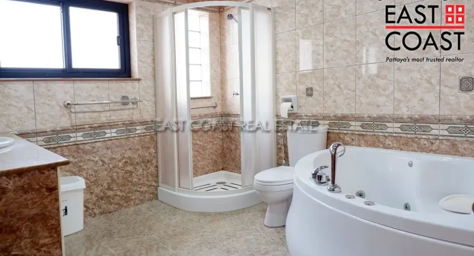 For rent and for sale 3 bedrooms house in Bang Lamung, Chonburi