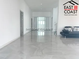 For rent 4 bedrooms house in Bang Lamung, Chonburi
