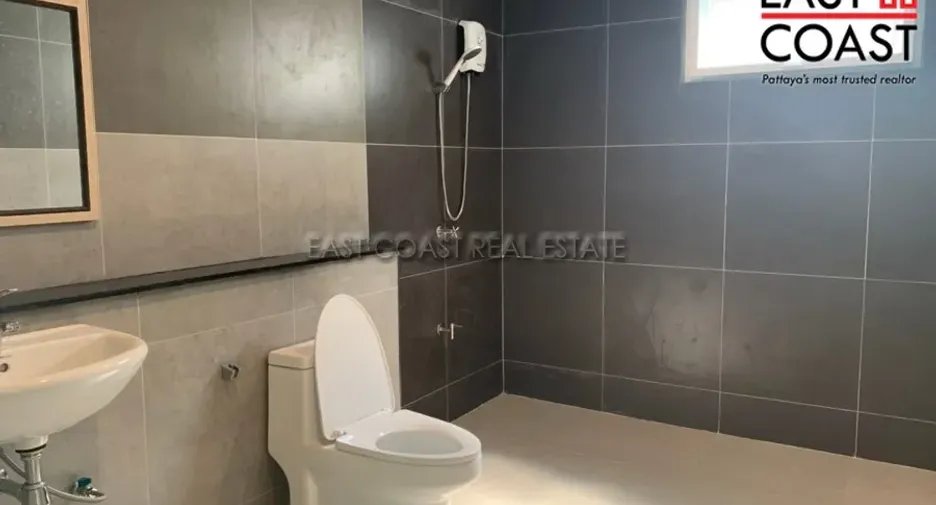 For rent 4 bedrooms house in Bang Lamung, Chonburi