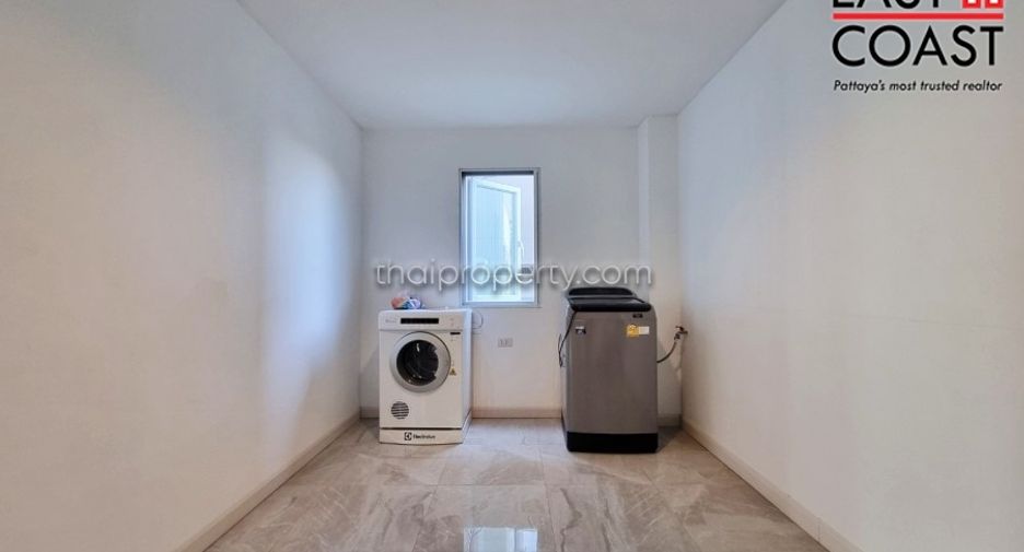Haus zur Miete mit 5 Zimmer in Bang Lamung, Chonburi