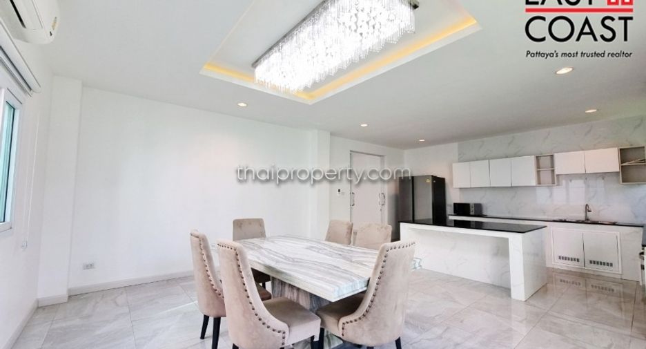 Haus zur Miete mit 5 Zimmer in Bang Lamung, Chonburi