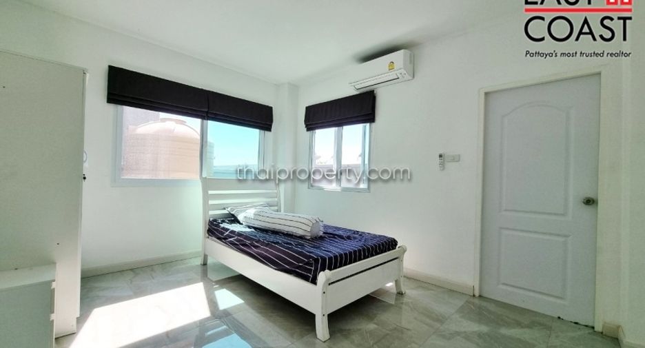 Haus zur Miete mit 5 Zimmer in Bang Lamung, Chonburi