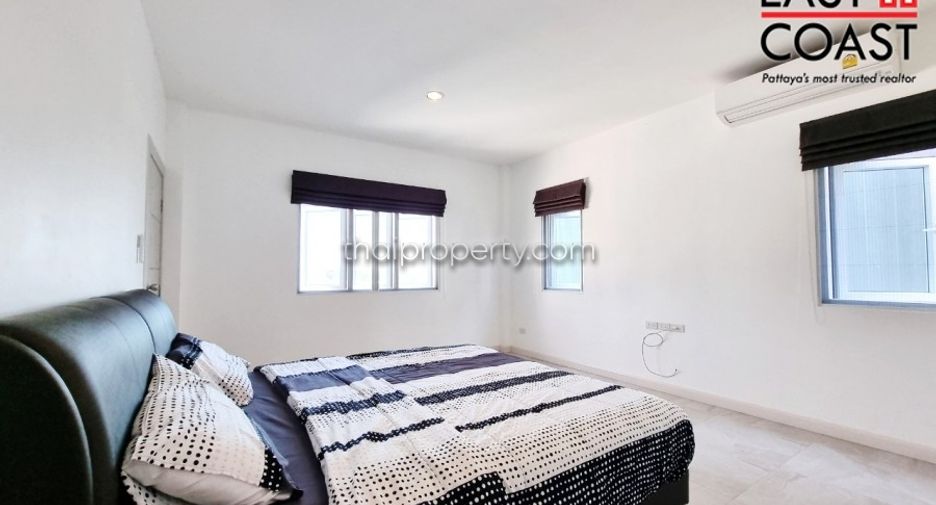 Haus zur Miete mit 5 Zimmer in Bang Lamung, Chonburi