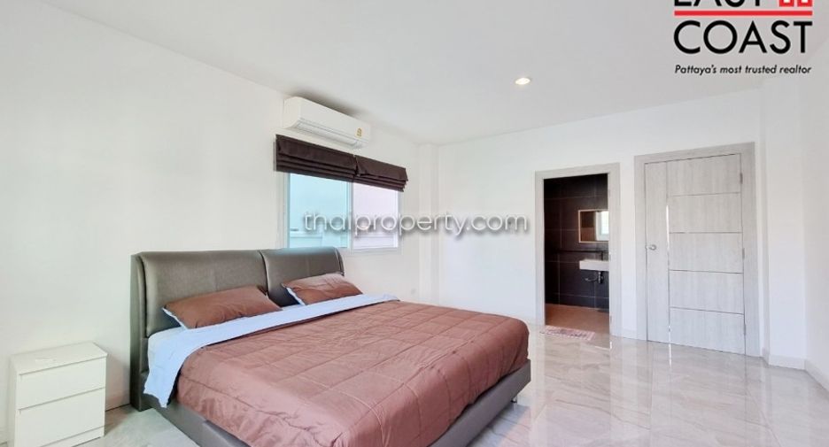 Haus zur Miete mit 5 Zimmer in Bang Lamung, Chonburi