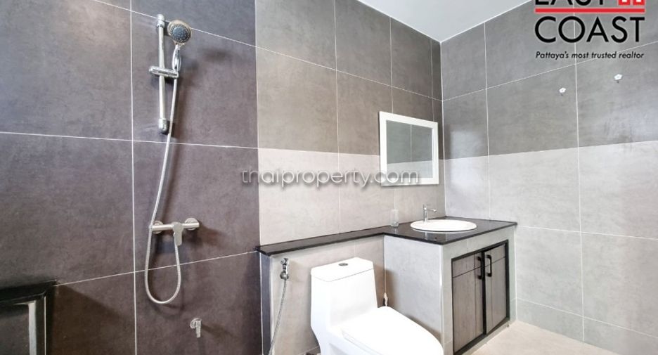 Haus zur Miete mit 5 Zimmer in Bang Lamung, Chonburi