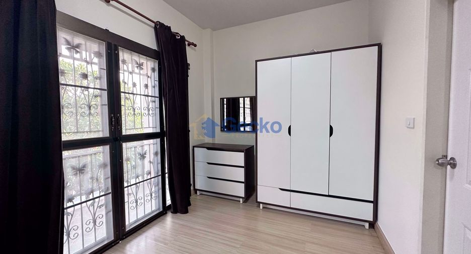 Haus zum Kauf mit 3 Zimmer in Bang Lamung, Chonburi