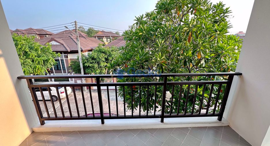 Haus zum Kauf mit 3 Zimmer in Bang Lamung, Chonburi