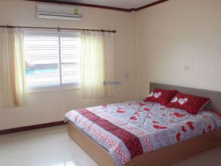 Haus zum Kauf mit 4 Zimmer in Bang Lamung, Chonburi