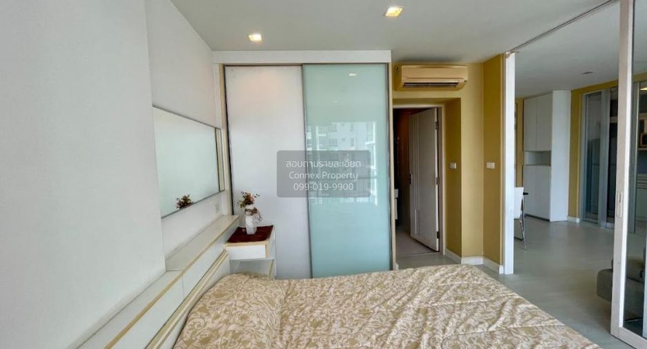 For sale 1 bed condo in Phra Khanong, Bangkok