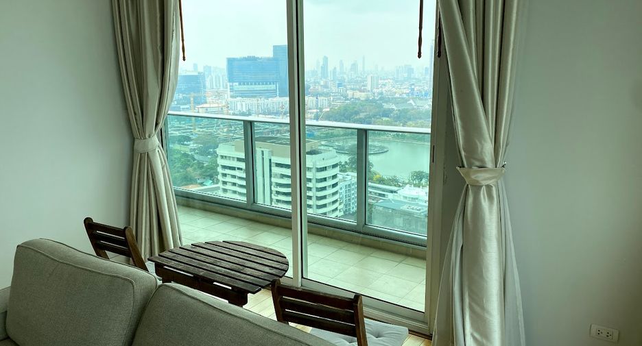 À louer 3 chambres condo à Khlong Toei, Bangkok