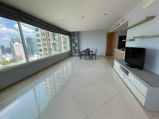For rent 2 bedrooms condo in Sathon, Bangkok