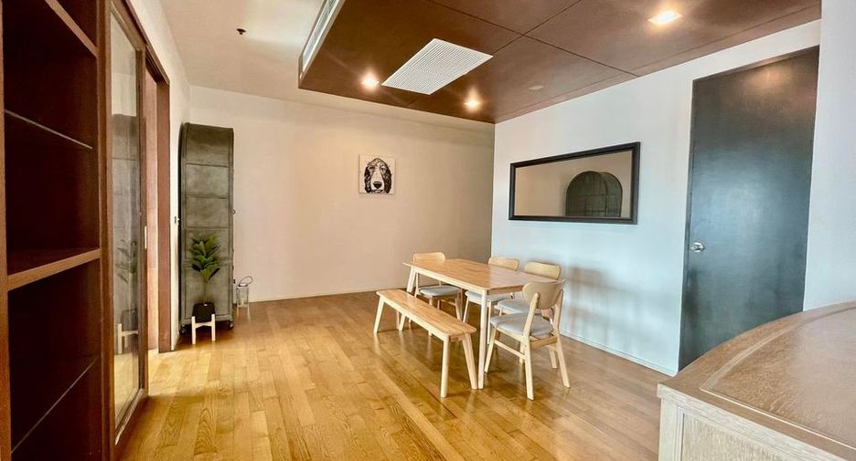 For rent 3 ベッドルーム condo in Khlong Toei, Bangkok