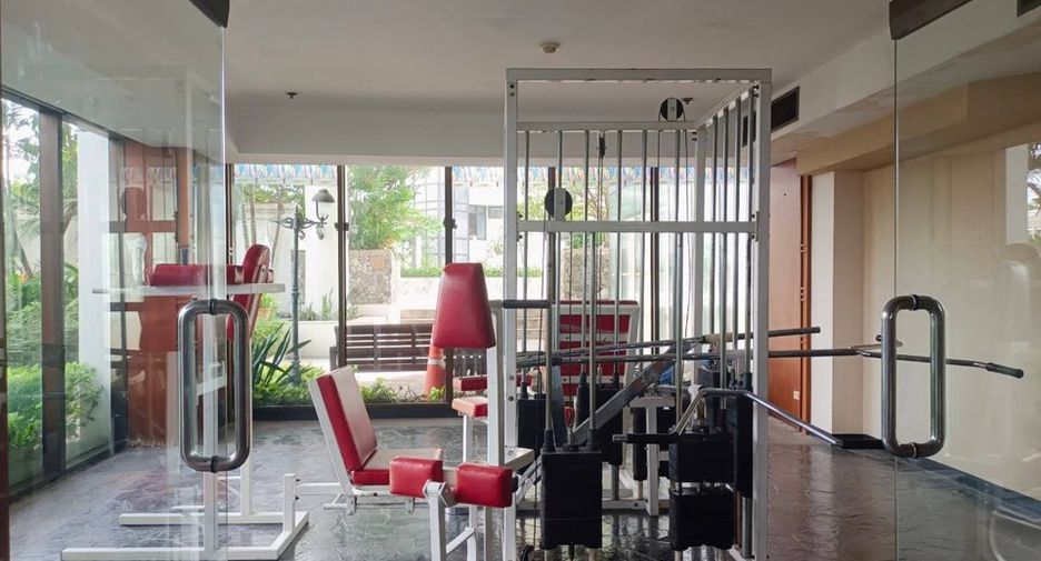À louer 2 chambres condo à Watthana, Bangkok
