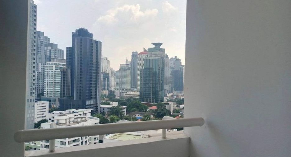 À louer 2 chambres condo à Watthana, Bangkok