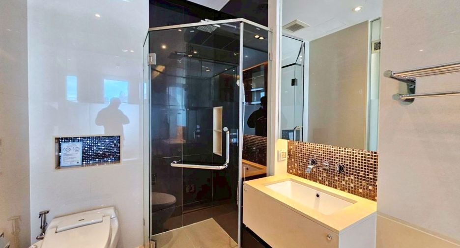 Condo en alquiler de 1 habitaciones en Khlong Toei, Bangkok