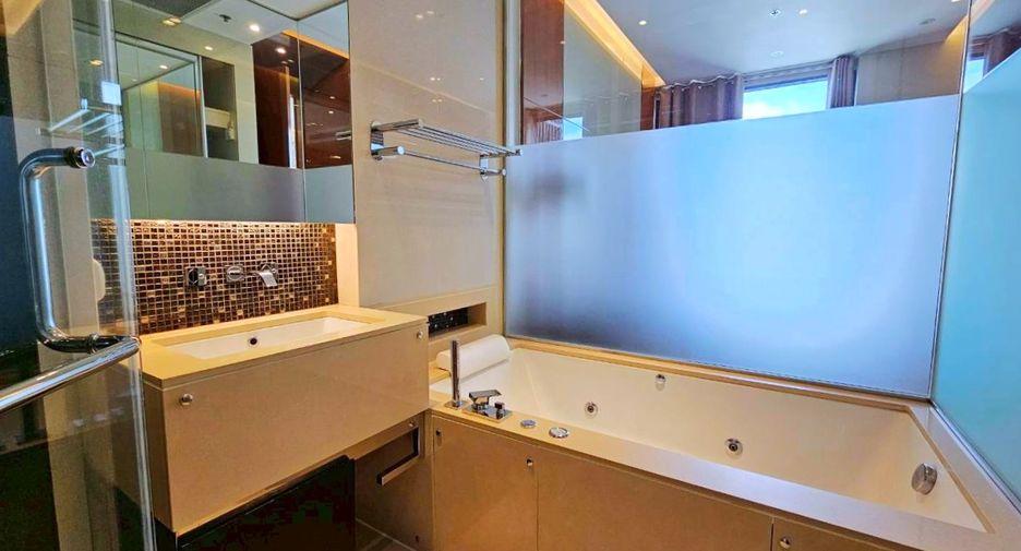 Condo en alquiler de 1 habitaciones en Khlong Toei, Bangkok