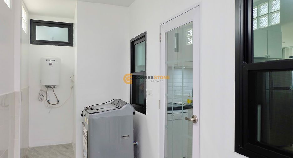 Casa en alquiler de 3 habitaciones en Sattahip, Chonburi