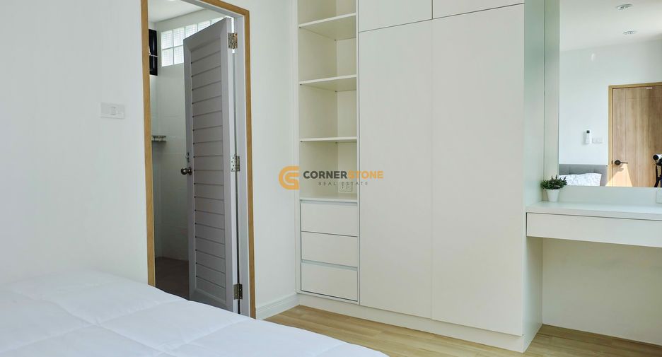 Casa en alquiler de 3 habitaciones en Sattahip, Chonburi
