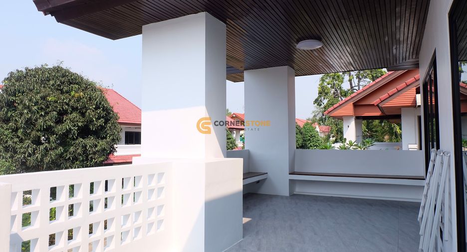 Casa en alquiler de 3 habitaciones en Sattahip, Chonburi