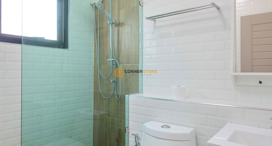 Casa en alquiler de 3 habitaciones en Sattahip, Chonburi