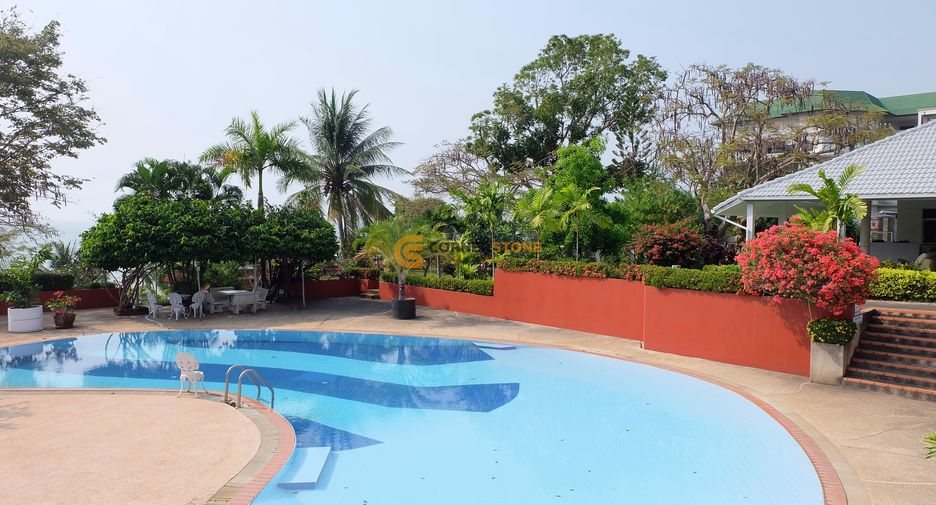 Casa en alquiler de 3 habitaciones en Sattahip, Chonburi