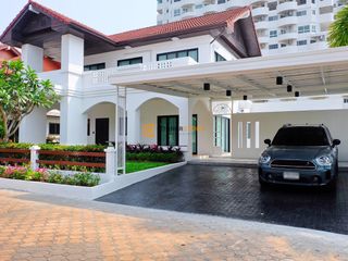 À louer 3 chambres maison à Na Jomtien, Pattaya