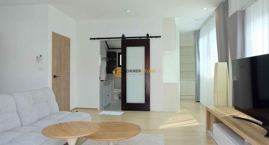 Casa en alquiler de 3 habitaciones en Sattahip, Chonburi