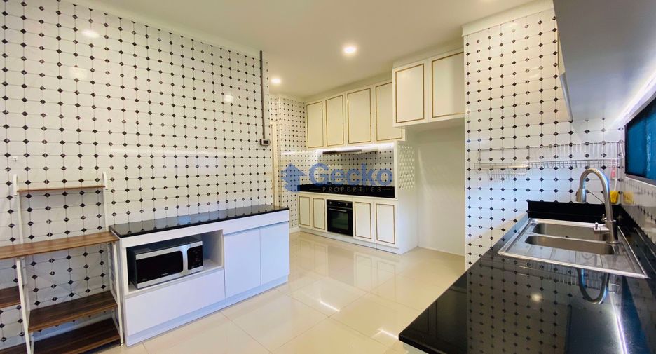 For sale 3 bedrooms house in Bang Lamung, Chonburi