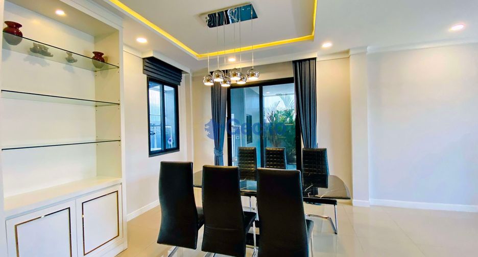 For sale 3 bedrooms house in Bang Lamung, Chonburi