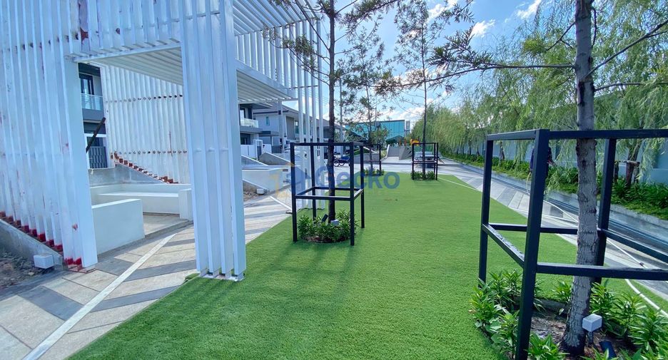 For sale 3 bedrooms house in Bang Lamung, Chonburi
