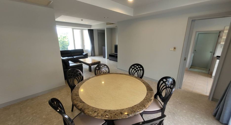 For rent 3 bedrooms condo in Watthana, Bangkok