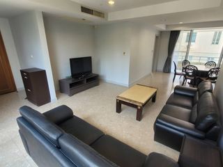 Wohnung zur Miete mit 3 Zimmer in Watthana, Bangkok