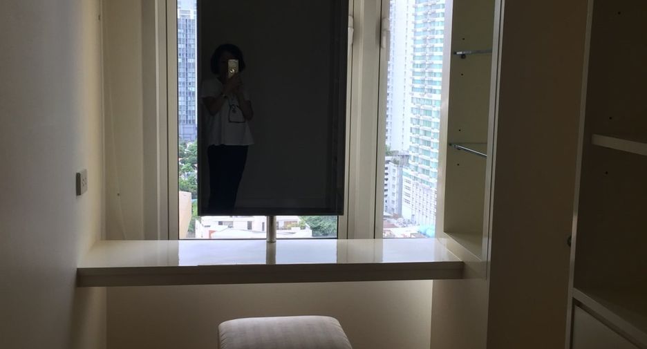 For rent 3 bedrooms condo in Watthana, Bangkok