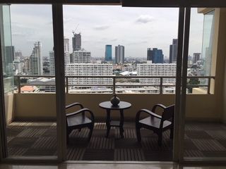 Wohnung zur Miete mit 3 Zimmer in Watthana, Bangkok