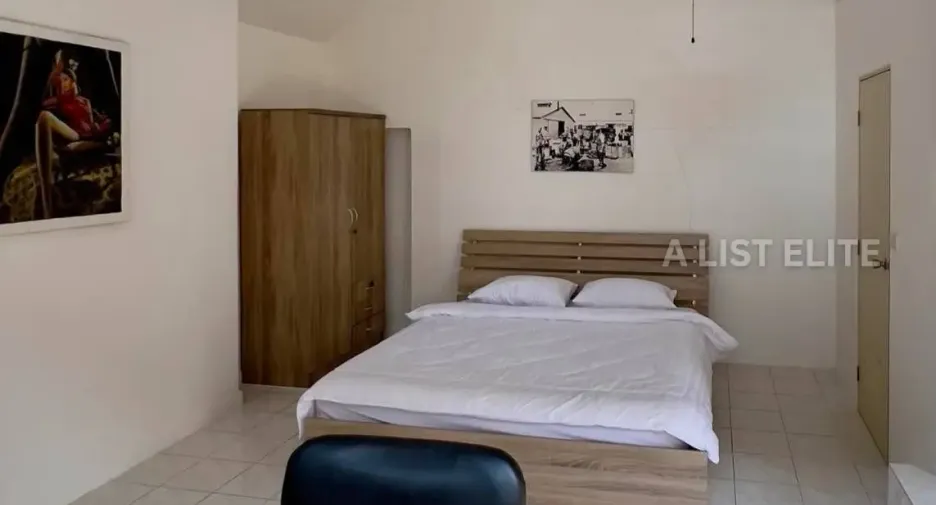For rent 12 bedrooms house in Bang Lamung, Chonburi