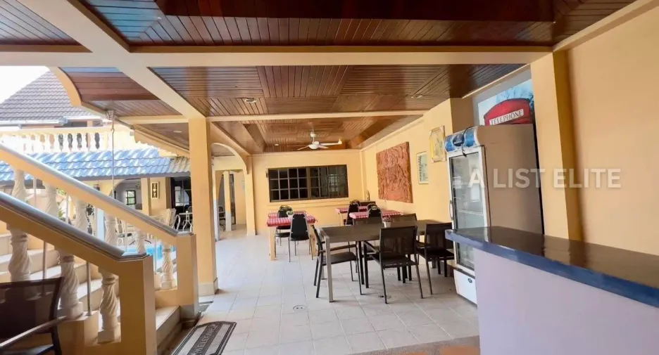 For rent 12 bedrooms house in Bang Lamung, Chonburi