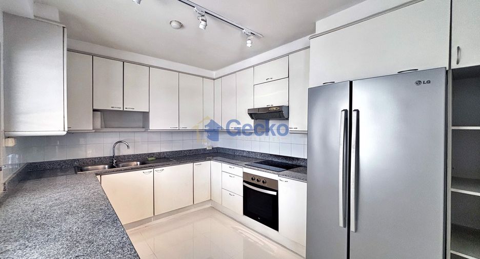 For rent そして for sale 3 ベッドルーム condo in Bang Lamung, Chonburi