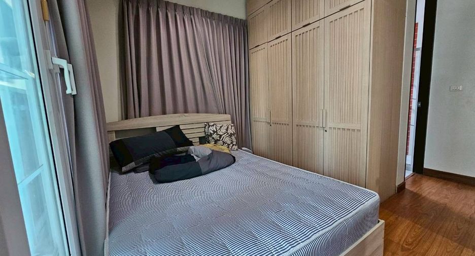 For rent 3 ベッドルーム condo in Khlong Toei, Bangkok