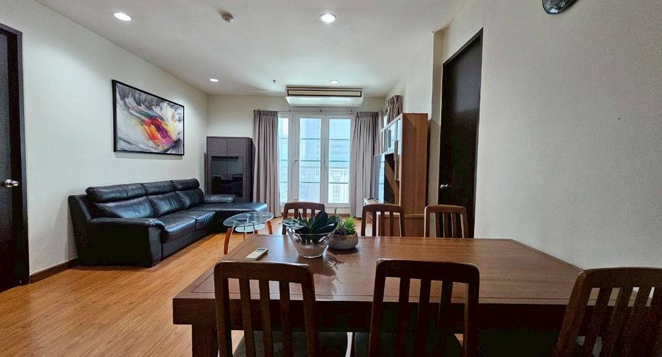 For rent 3 ベッドルーム condo in Khlong Toei, Bangkok